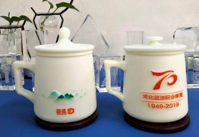 2.学生作品  专业学生3D打印作品山水之间